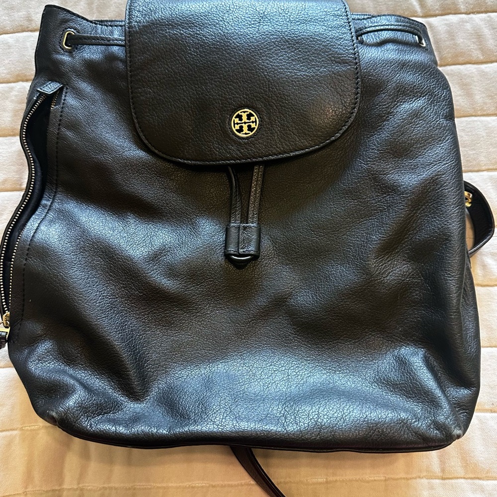 Tory Burch Black Leather Backpack Sleek Structured Design